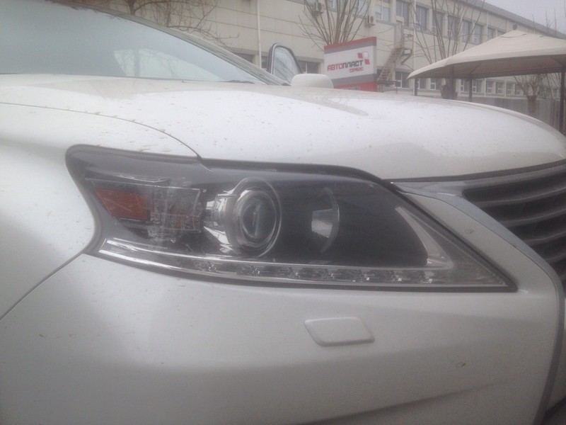 Фара передняя левая 8118548В40   Lexus RX