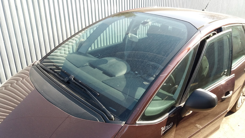 Лобове нове Citroen C4 Picasso  2007 1.5 Бензин Киев