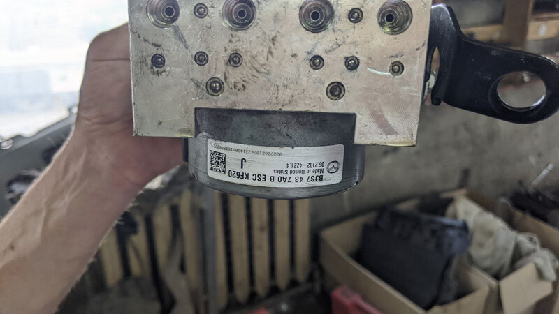 Блок ABS Mazda 3 BM хэтчбек 2016 г.  2.0 л бензин Харьков