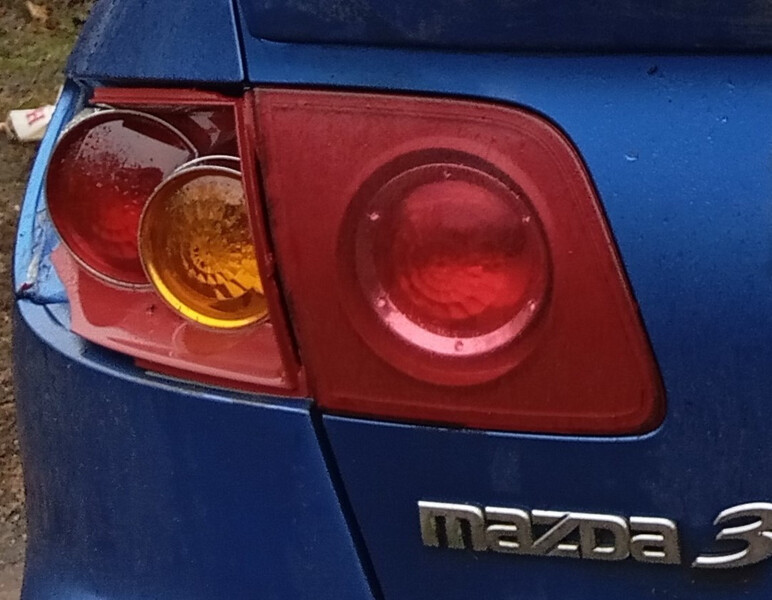 Фонарь задний левый Mazda 3 bk 2005 1.6 Бензин Киев