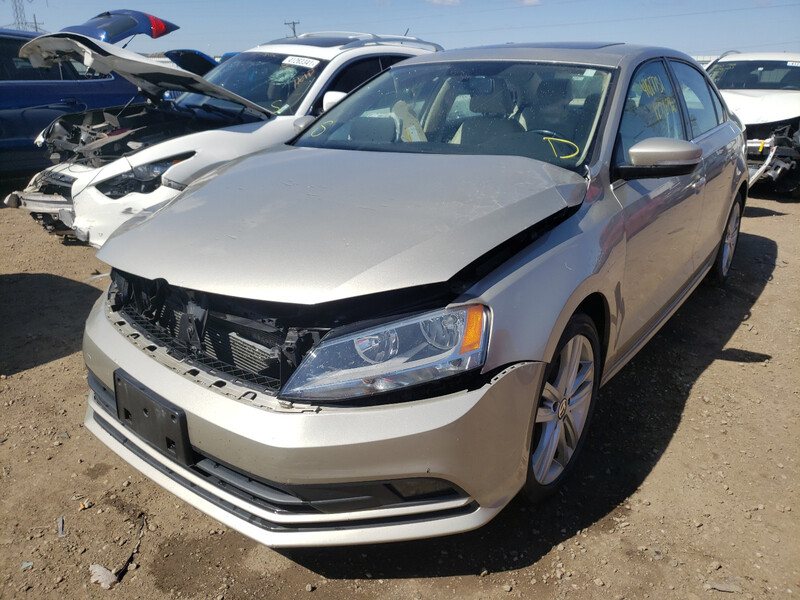 Бампер передний Volkswagen Jetta 6 2015 г.  2.0 л бензин Ровно