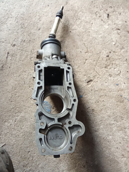 Кришка КПП Iveco Daily 1998 р.  2.8 л дизель Вінниця