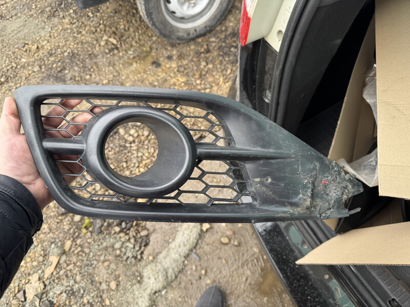 Заглушка противотуманной фары левая Honda CR-V 4  2013 1.6 Дизель 