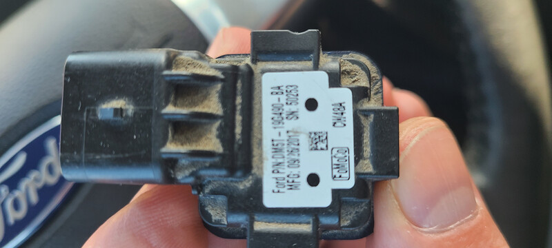 Камера заднего вида Ford C-Max  2017 универсал 2.0 Гибрид Вишневое