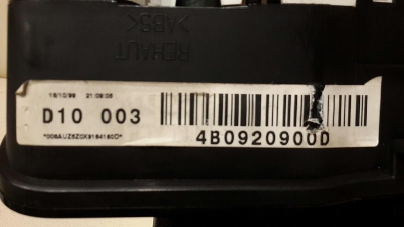 Щиток приборов 4B0 920 900D   Audi A6