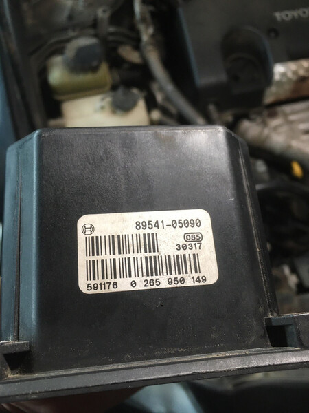 Блок ABS Toyota Avensis  2004 Сумы