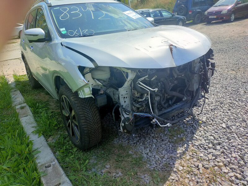 Бампер передний комплектний Nissan X-Trail T32  2018 1.6 Дизель Винница