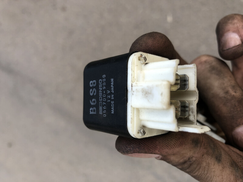 Реле бензонасоса b6s8 Mazda 323 C 1995 хэтчбек 1.5 Бензин Одесса