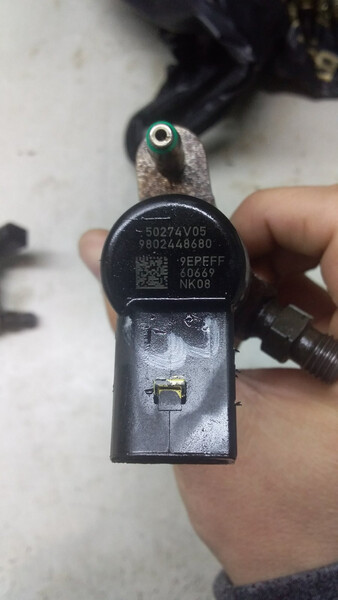 Форсунка паливна Mazda 5 універсал 2015 р.  1.6 л дизель Луцьк