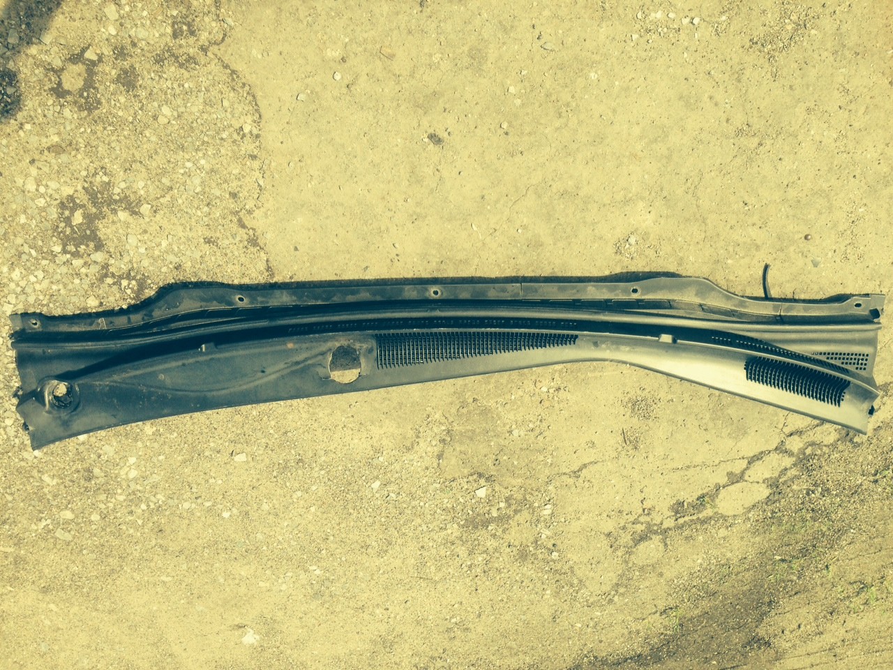 Накладка лобового стекла Hyundai i30  2008 1.6 Бензин 