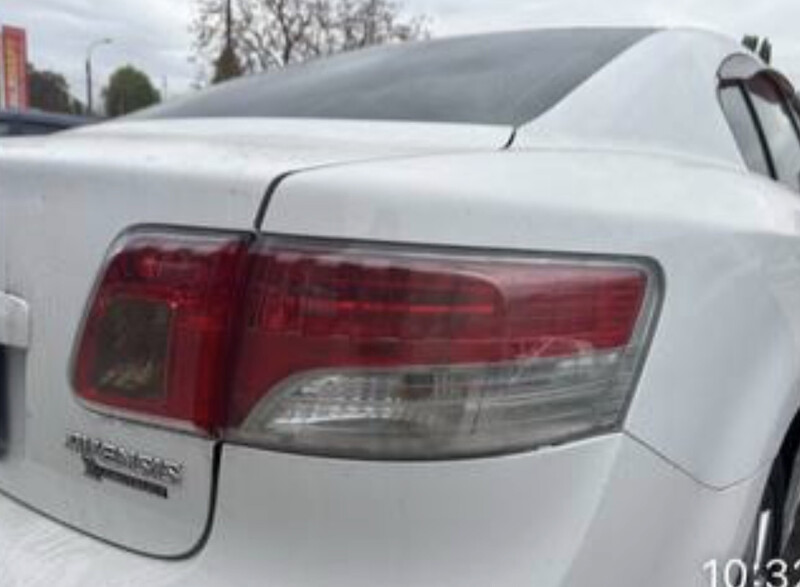 Ліхтар задній Toyota Avensis  2014 2.0 Бензин 