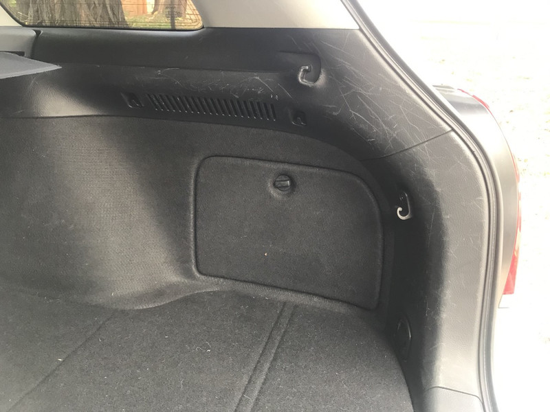 Пластик багажника Toyota Avensis  2007 2.4 Бензин 