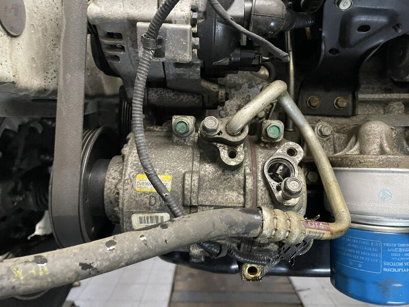 Компрессор кондиционера, кронштейн Kia Sportage 4  2016 2.4 Бензин Одесса