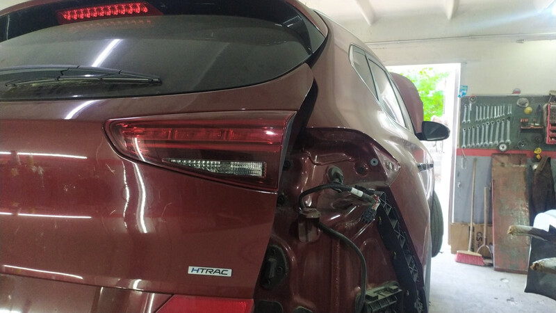 Задні ліві ліхтарі 2 шт лед Land Rover Discovery  2019 2.4 Бензин 