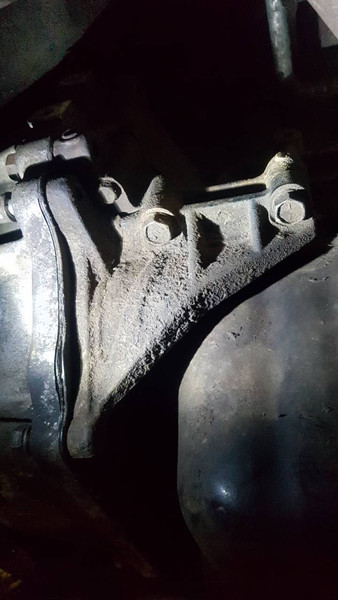 Кронштейн КПП Toyota Land Cruiser 80 1996 4.2 Дизель Харків