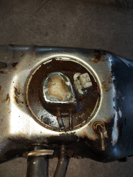 Топливозаборник бака Nissan Navara  2003 2.5 Дизель Семеновка