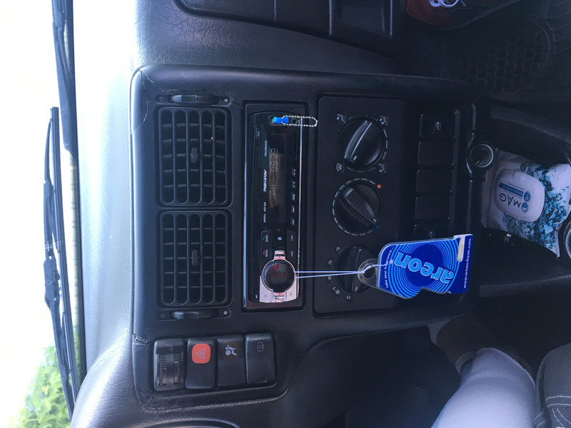 Центральная консоль 6N1858069A B41   Seat Cordoba, Volkswagen Caddy, Volkswagen Polo