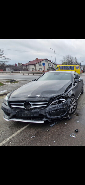 Капот фари бампер крила екран Mercedes-Benz C-Class  2015 2.2 Дизель Львов