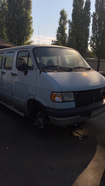Левий поворотник Dodge Sprinter ram van 1999 5.2 Бензин Киев