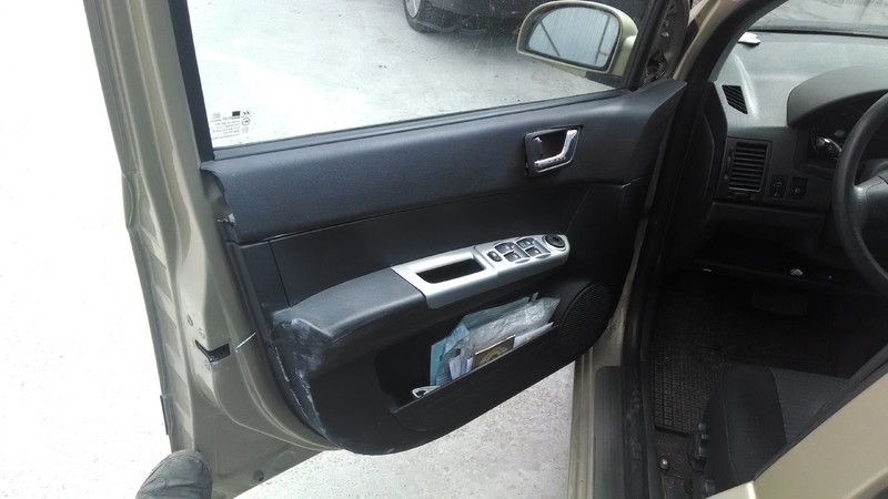 Передняя левая дверь и карта двери Hyundai Getz  2007 11.0 Бензин 