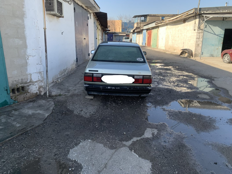 Стекло заднее Renault 21 1986 г.  1.7 л бензин Мелитополь