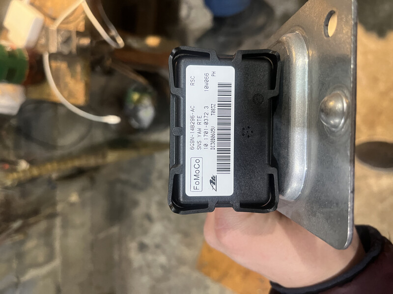 Датчик прискорення Volvo XC60  2010 2.4 Дизель Надвірна