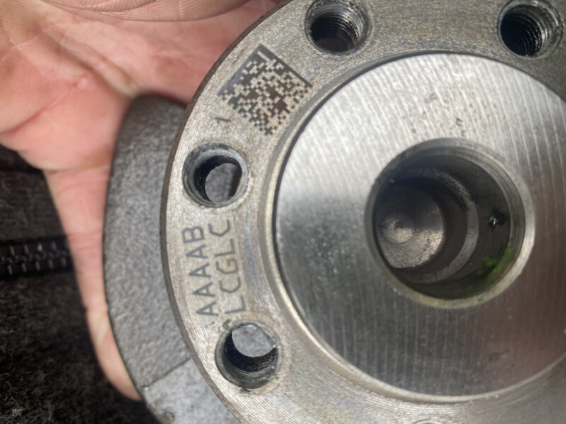 Колінвал Dacia Duster 2011 р.  1.6 л бензин Луцьк