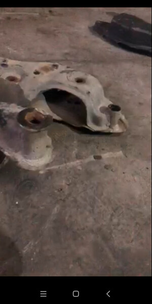 Балка передняя 51201-0F011   Toyota Corolla