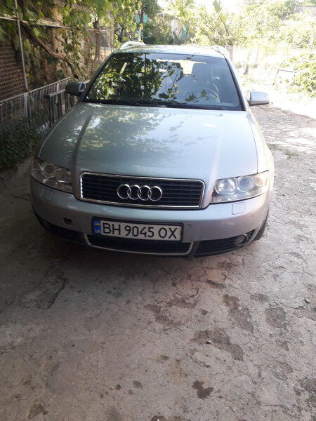 Крыло переднее 8E0 821 105 B   Audi A4