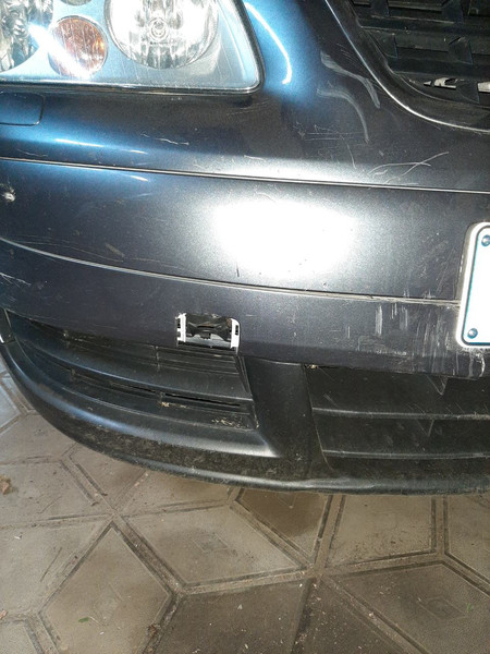 Заглушка буксирувального гака Volkswagen Touran універсал 2003 р.  1.9 л дизель Київ