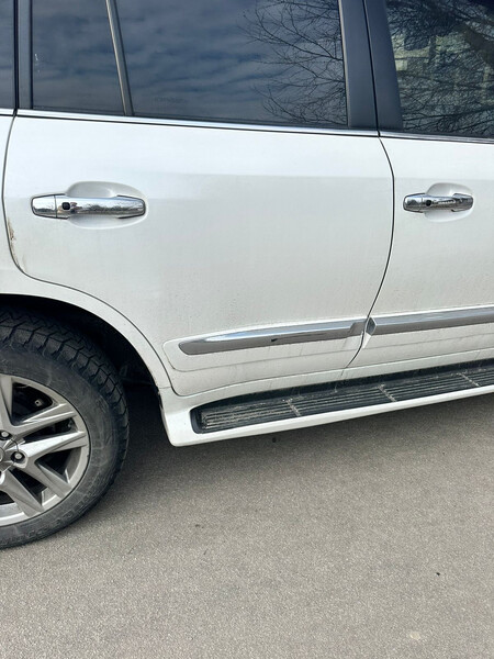 Хромовані накладки Lexus LX 570 2013 5.7 Бензин 