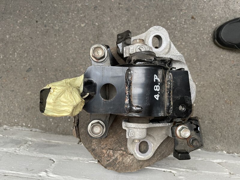 Подушка АКПП Mazda CX-5  2020 2.5 Бензин Черкассы