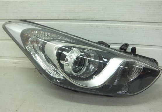 Фара передняя правая Hyundai i30  2013 хэтчбек 1.3 Дизель Одесса