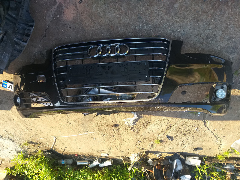 Бампер передний Audi A8 D4 2011 г.  4.2 л бензин Запорожье