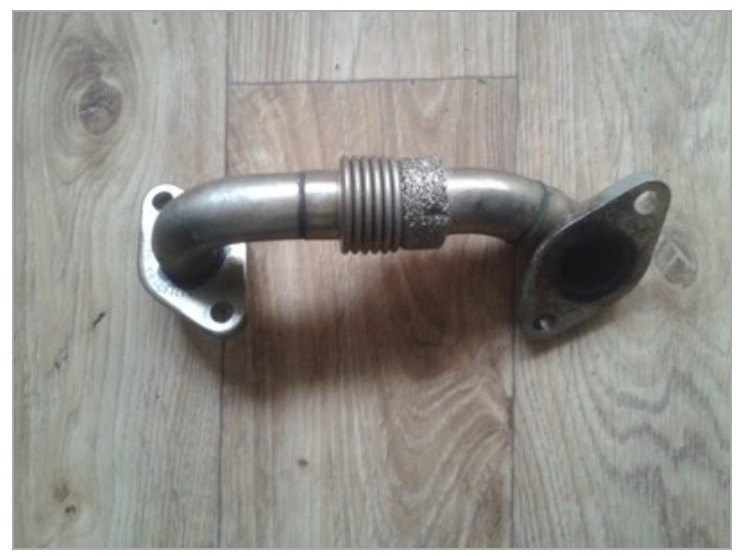 Трубка соединительная клапана егр 038131521BA   Volkswagen Golf