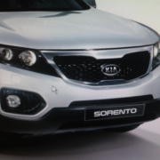 Решітка радіатора в зборі 863502P000   Kia Sorento