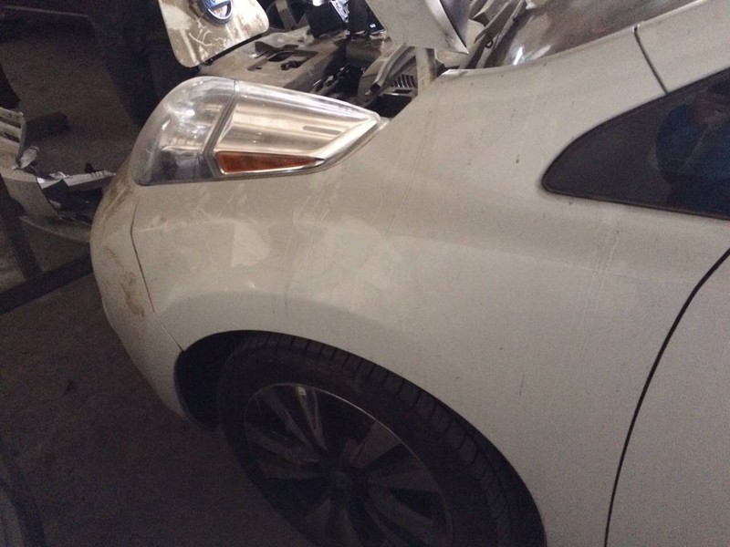 Крыло переднее правое 631003NF0A   Nissan Leaf