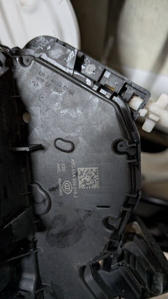 Замок двері Skoda Superb 3  2018 універсал 2.0 Дизель 