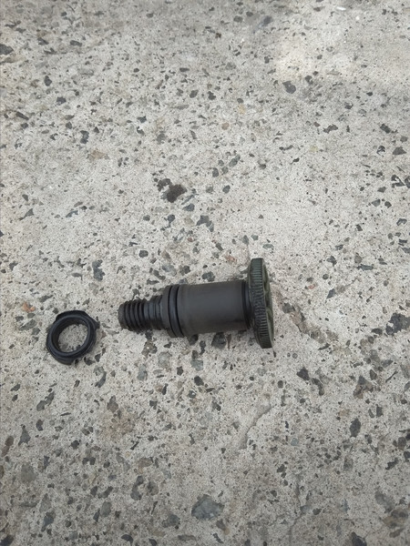 Манжета пальца ручной подкачки топлива Mercedes-Benz 508  1982  Дизель Киев