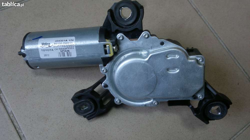 Мотор заднего стеклоочистителя 85130-0W010   Toyota Corolla