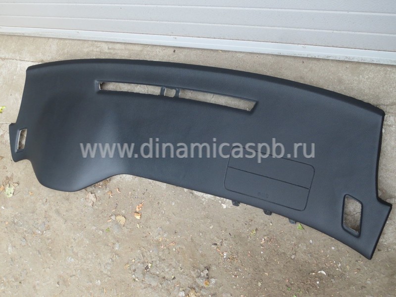 Накладка на торпеду с подушкой пассажира Mitsubishi Lancer 9 2006 2.0 Бензин Ровно