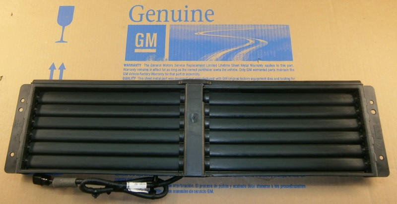 Жалюзи (с моторчиком) переднего бампера Chevrolet Volt 2016 р.  1.5 л бензин Ковель