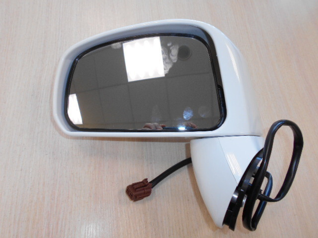 Боковые зеркала Nissan Tiida C11  2008 хэтчбек 1.6 Бензин Одесса