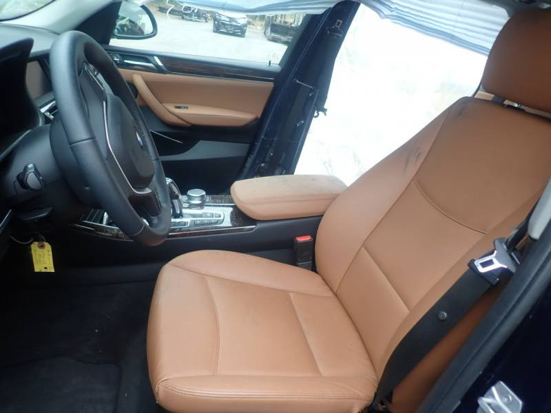 Передняя сиденье правое коричневая кожа BMW X3 F25  2016 2.0 Бензин 