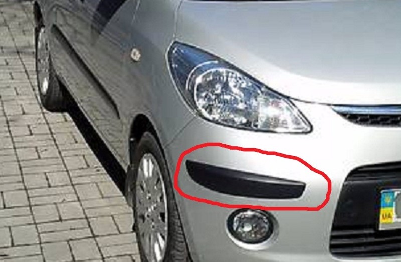Молдинг пер. бампера Hyundai i10  2009 хэтчбек 1.1 Бензин Одесса