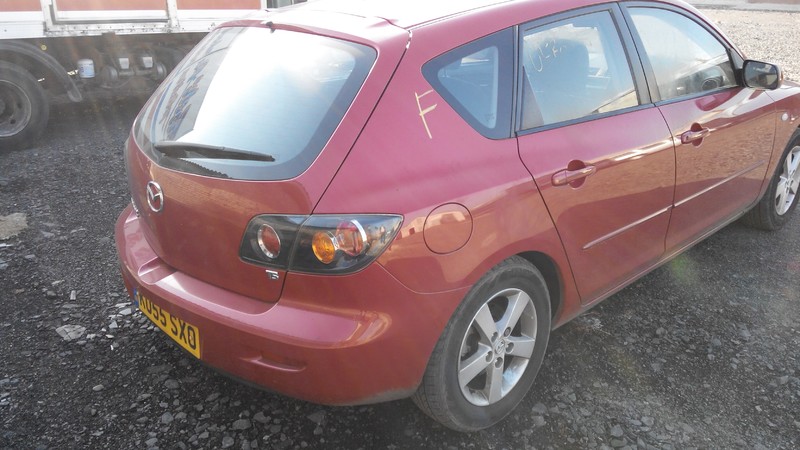 Фонарь задний правый в крыло Mazda 3 BK  2005 хэтчбек 1.6 Бензин Луцк