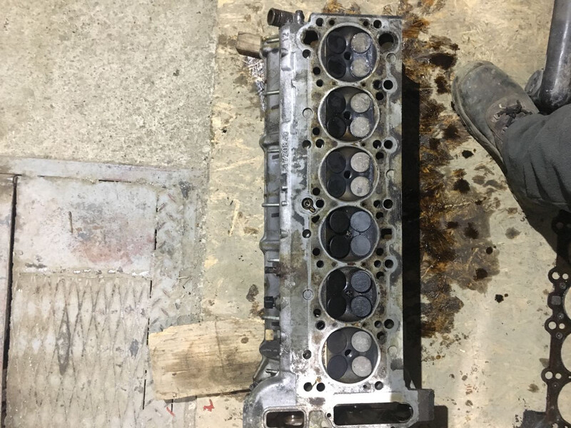 ГБЦ BMW 5 Series Е34 м50б25 1994 