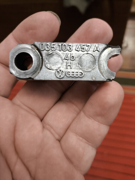 Бугель Audi 100 C3  1989 Рава-Руська