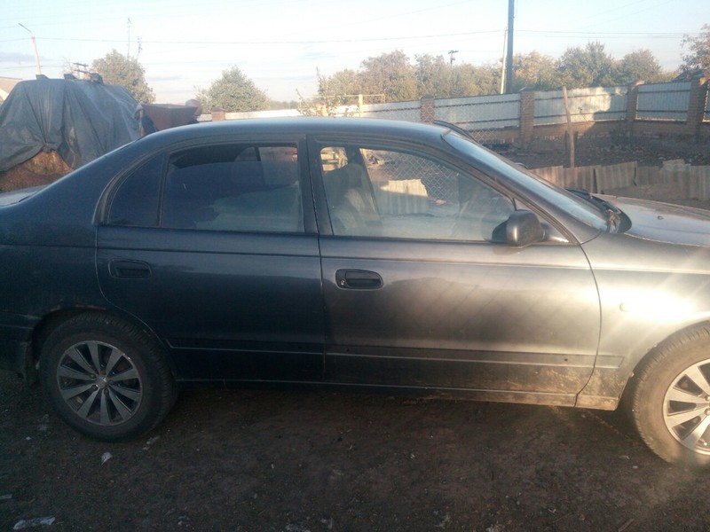 Дверь водителя передняя левая Toyota Carina E  1997 1.6 Бензин 