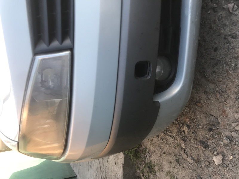 Заглушка бампера Renault Megane 2 хэтчбек 2003 г.  1.9 л дизель Белая Церковь